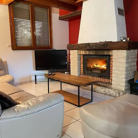 La Fermette Aux Lamas 度假居